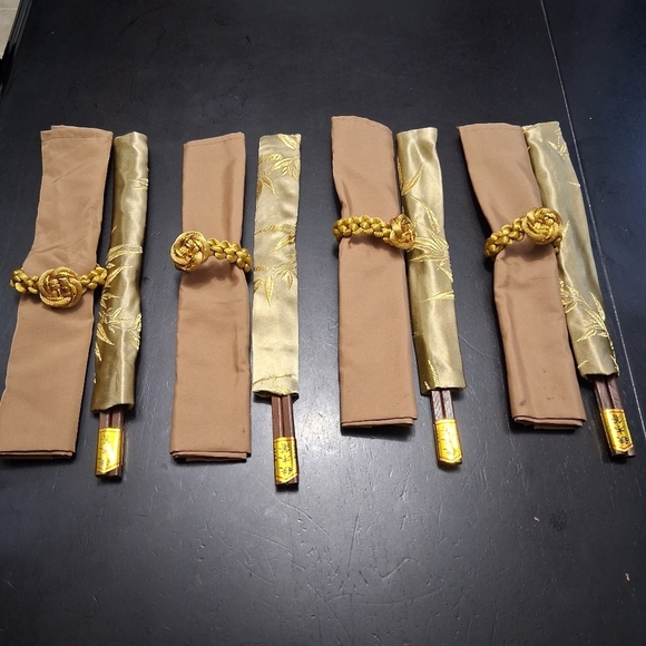 Asian Night 4 Piece Setting - Picture 3 of 7